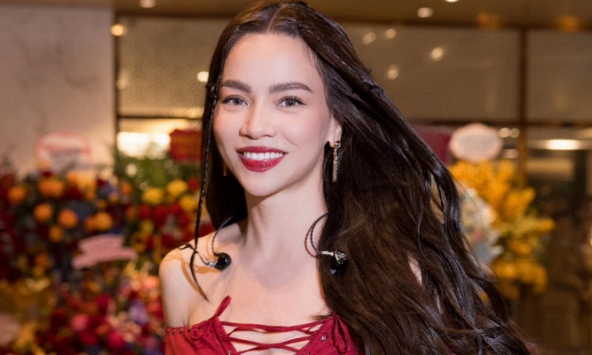 Hồ Ngọc Hà chính thức phản pháo khi bị nói đi hát... nhưng không ai xem