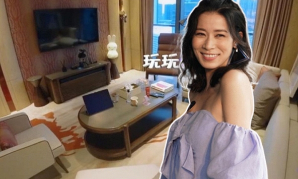 Phú bà bất động sản showbiz xứ Cảng Thơm gọi tên Xa Thi Mạn, “vui vui” tậu luôn căn nhà gần 100 tỷ