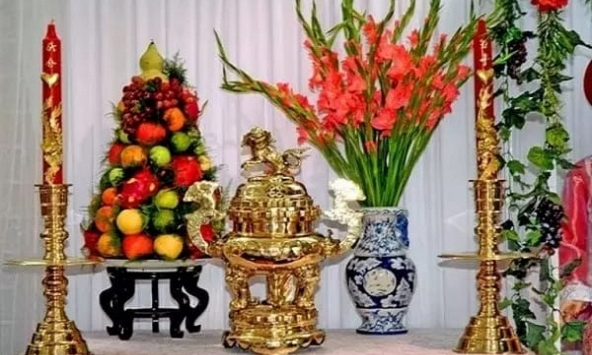 Bày thứ này trên bàn thờ không chỉ mang tội bất kính mà còn khiến tài lộc hao hụt, vận may suy giảm