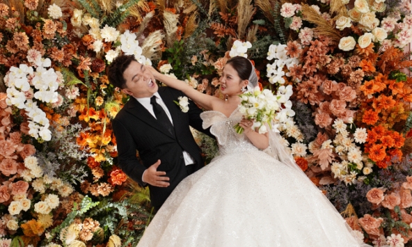 Đám cưới ca sĩ Yanbi tại Hà Nội: Khắc Việt - Hoàng Tôn cùng dàn sao tham dự, nhan sắc bà xã diễn viên gây chú ý