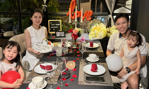 Đội trưởng đội tuyển Việt Nam kỷ niệm 6 năm ngày cưới với vợ hoa khôi: Cuộc sống viên mãn đủ cả nhà lầu, xe hơi 