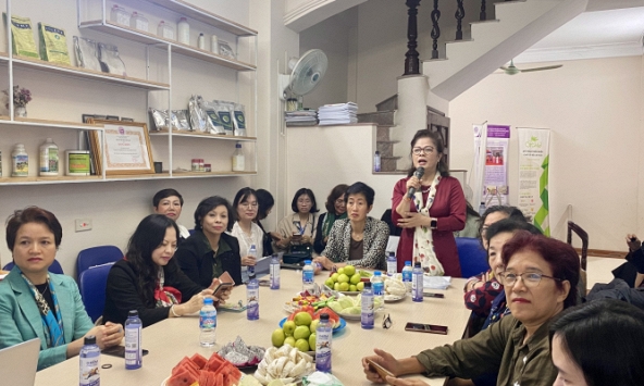 Hội nghị tổng kết hoạt động năm 2023 và định hướng hoạt động năm 2024 của Chi hội Nữ trí thức và Trung tâm COSTAS