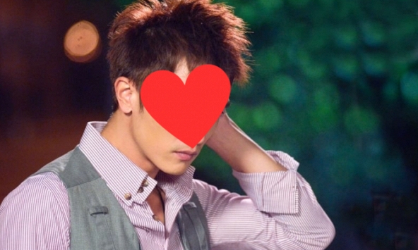 Nam chính ngôn tình bị chê vì quá đẹp trai, 42 tuổi mà trẻ như đôi mươi khiến dân tình 'khó chấp nhận'