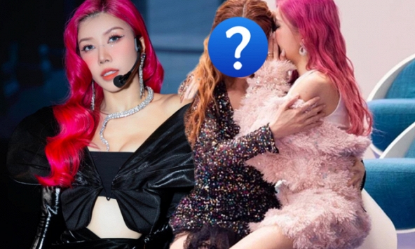 Trang Pháp bất ngờ đòi nhận một 'Chị đẹp' làm mẹ nuôi sau thời gian gắn bó vì lý do không ngờ