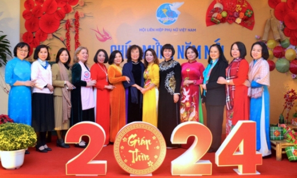 Phát huy dấu ấn của phụ nữ Việt Nam tại khu vực Châu Âu