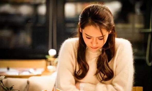 Thuê người dọn nhà trước Tết, tôi rối bời khi phát hiện bí mật của chồng