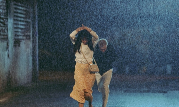 Anh Tú, Diệu Nhi cực tình trong những hình ảnh mới của “Gặp lại chị bầu”