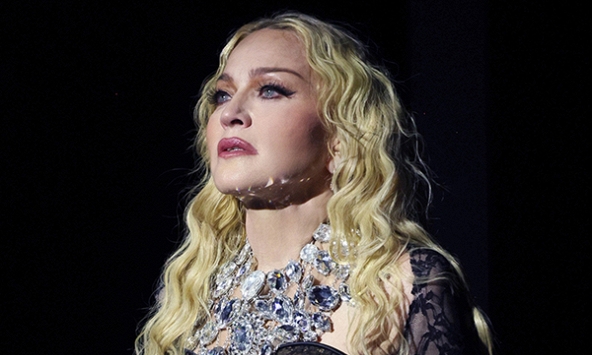 Madonna và một năm 2023 kiên cường hồi sinh