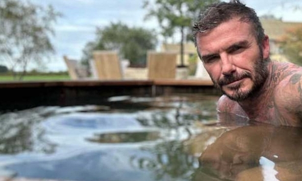 David Beckham thực hiện liệu pháp chăm sóc cơ thể đặc biệt tại căn hộ 380 tỷ, bà xã có bình luận đáng chú ý
