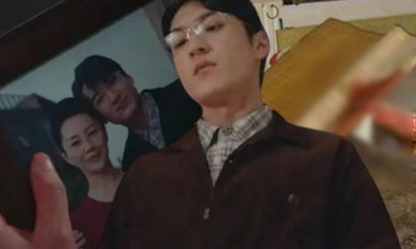 Bộ phim khiến khán giả rùng mình vì dựa theo vụ án có thật ngoài đời: Khi cha mẹ kiểm soát con quá mức, hậu quả sẽ rất kinh hoàng