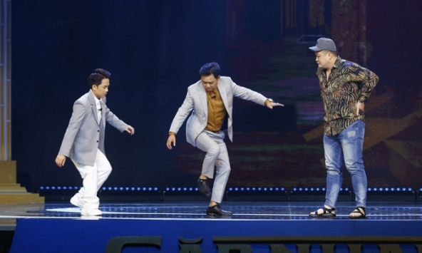 Táo quân 2024: Lộ ảnh Ngọc Hoàng mặc vest nhảy múa, dàn sao 'Vũ trụ VTV' cầm xô hứng nước