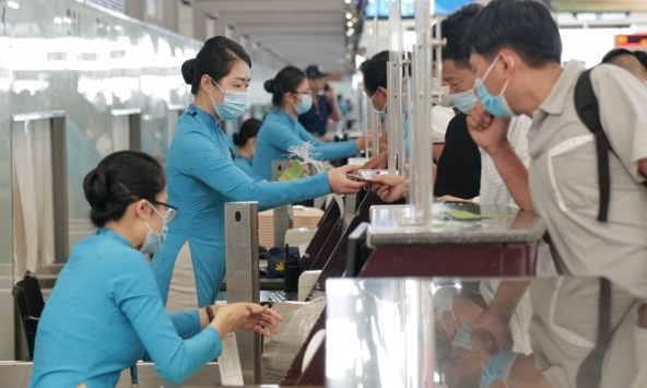 Quy định mới về giấy tờ khi đi máy bay áp dụng từ 15/2, người dân về quên ăn Tết cần lưu ý