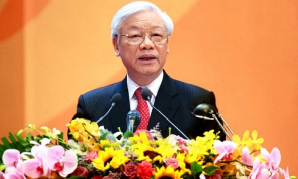 Tự hào và tin tưởng dưới lá cờ vẻ vang của Đảng, quyết tâm xây dựng nước Việt Nam ngày càng giàu mạnh, văn minh, văn hiến và anh hùng