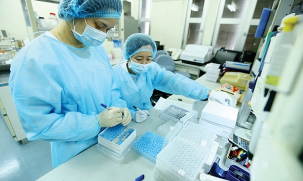 Xông đất các nhà khoa học nữ