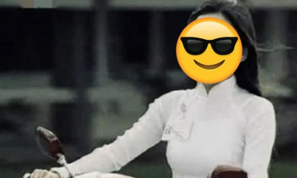 Bạn còn nhớ cô nữ sinh đáng yêu này? Ngoài đời cô xuất thân trong 1 gia đình tri thức lớn, là gương mặt người người nhà nhà biết tới