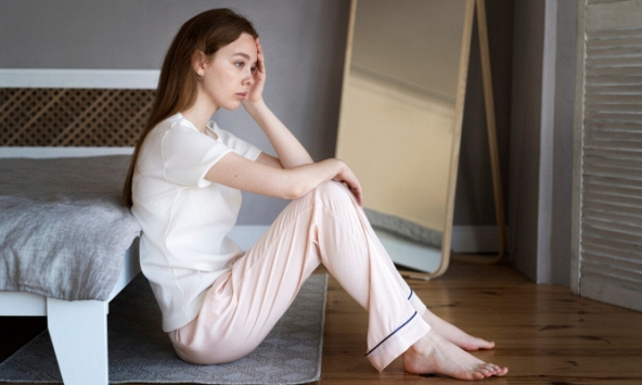 Sau bữa cơm Tất niên, tôi thấy chị chồng ngồi ở hiên nhà bật khóc nức nở còn anh rể thì đùng đùng đòi về lại thành phố