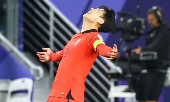 Son Heung-min gửi tâm thư trên MXH sau khi Hàn Quốc bị loại khỏi Asian Cup, hàng triệu fan xúc động thả tim