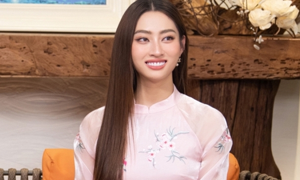 Lương Thùy Linh 'bóc phốt' một Á hậu quên mang nhẫn cho chồng