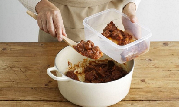 4 lưu ý khi bảo quản thức ăn thừa ngày Tết từ chuyên gia, tưởng đơn giản nhưng nhiều người làm sai