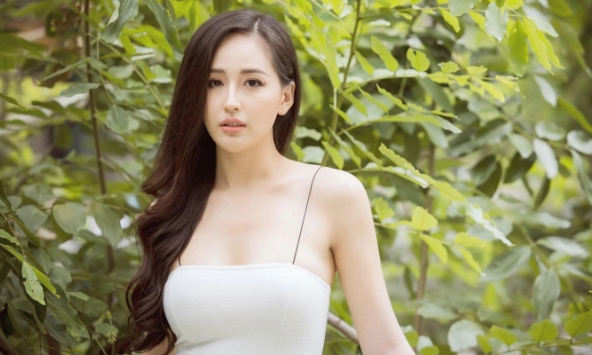 Mai Phương Thúy: “Tôi học rất nhiều nhưng càng học càng không biết gì”