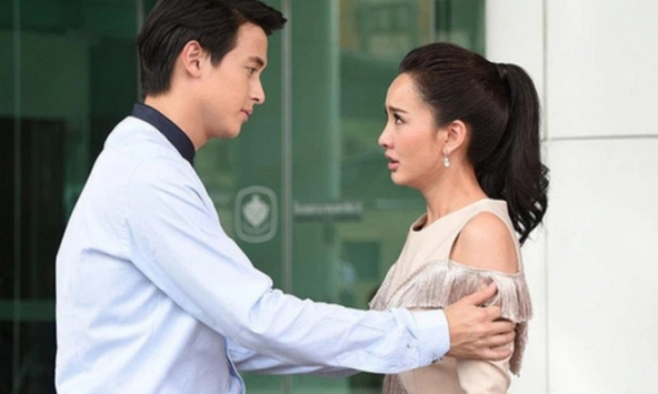 Ngày lễ Tình nhân, bạn trai tặng hẳn ngôi nhà và thật thà nói ra bí mật khiến tôi suy sụp