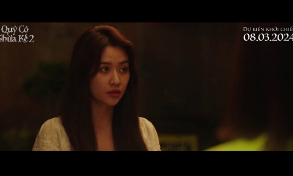 Người đẹp Miss Earth chào sân điện ảnh, gây sốc với cảnh nóng táo bạo