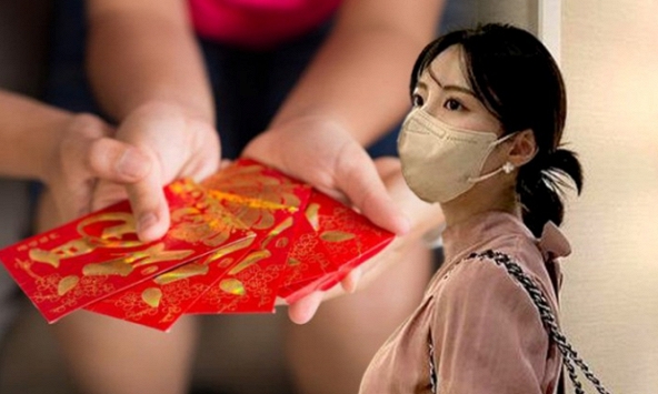 Bài học đầu đời là mẹ nắm tay đến ngân hàng mở sổ tiết kiệm bằng tiền lì xì: Mẹ dạy con về lãi suất, không chi tiêu phung phí