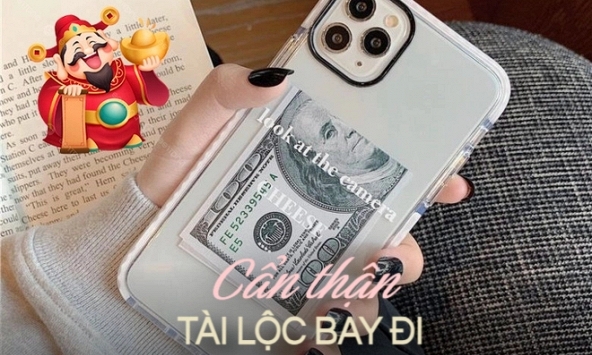 Để tiền sau ốp lưng điện thoại để hút 'vía thần tài': Hợp phong thủy nhưng cẩn thận tài lộc bay đi