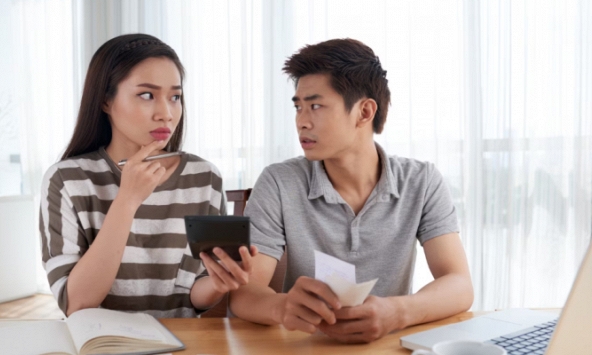 Nhiều lần anh trai tôi phải kêu than vì sở thích của chị dâu, tôi cũng 'bó tay' không biết khuyên thế nào