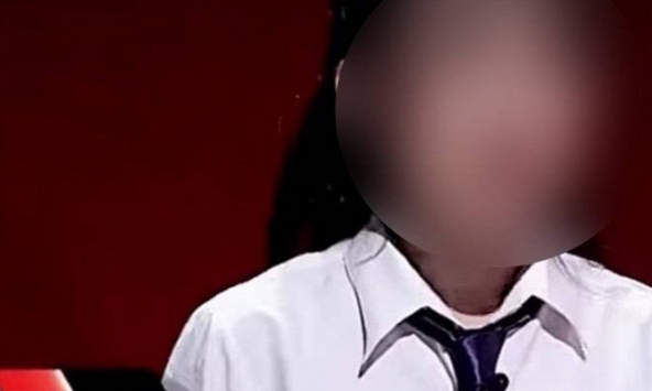 Bị chê nói tiếng Anh theo kiểu 'quái thai', cựu nữ sinh  trường chuyên phản biện cực gắt, nhận hơn 7 nghìn lượt đồng tình