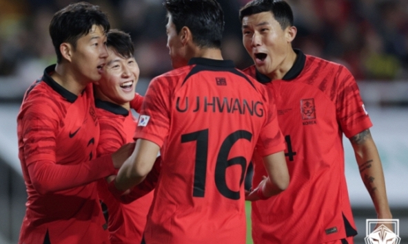 Sức mạnh tẩy chay của công chúng Hàn Quốc: Lee Kang-in từ thứ 2, bật khỏi Top 50 trên BXH danh tiếng sao thể thao vì đấm Son Heung-min