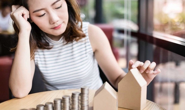 “Vay tiền mua nhà, mua xe là lựa chọn phi lý, không nên”?