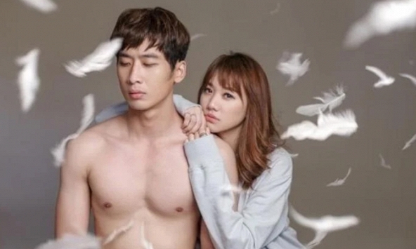 Tuấn Trần từng là nam chính đóng MV cho bản hit lớn nhất của Hari Won, thử sức ca hát nhưng không sợ bị ném đá vì...