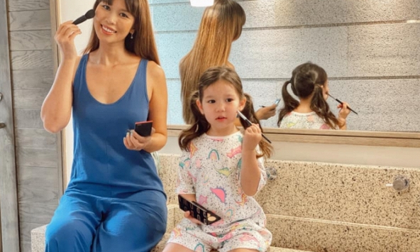 'Cám ơn vì đã không đợi em' - Câu nói viral trong phim Mai được siêu mẫu Hà Anh nhắc lại kèm 1 câu dạy con quá chí lý 