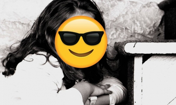 Cô giáo hỏi 'bố em làm nghề gì', bé gái hồn nhiên đáp 1 câu mà cô hốt hoảng, vội gọi phụ huynh truy vấn!