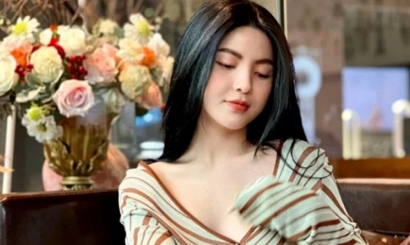 Chu Thanh Huyền diện bikini cực cháy khoe vóc dáng nuột nà giữa nghi vấn mang bầu