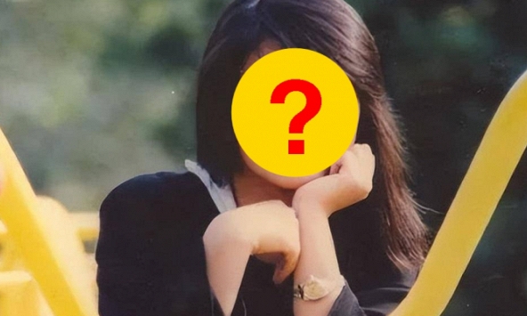 Mỹ nhân đẹp đến mức bị ép đóng phim để cứu mạng gia đình, thành đại gia 350 tỷ nhờ bị đuổi khỏi showbiz