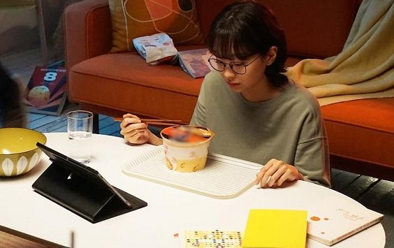 Những người dễ mắc ung thư thường có 3 thói quen này trước khi đi ngủ