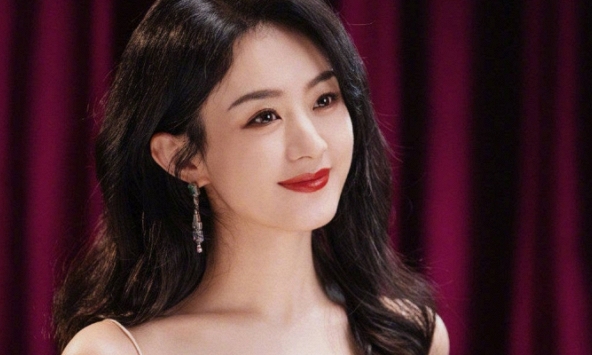 Triệu Lệ Dĩnh U40 mà đẹp đến độ làm fan muốn tự 'bẻ cong' ở hậu trường phim mới