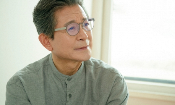 Sau 2 tháng mẹ chồng nằm liệt giường, bố chồng quyết định chia lại tài sản khiến cả nhà đều bất ngờ