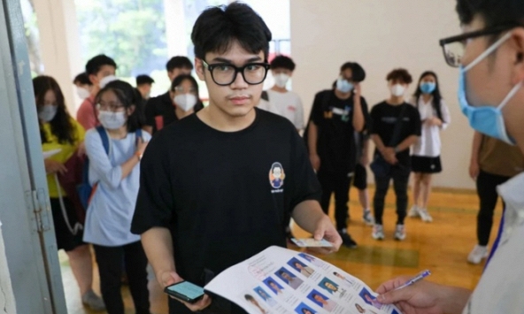 Từ 2025, thi Đánh giá Năng lực của ĐH Quốc gia Hà Nội sẽ có thêm môn Ngoại ngữ