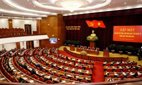 Xây dựng đội ngũ trí thức ngày càng lớn mạnh về số lượng và chất lượng