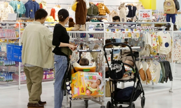 Cuộc khủng hoảng nan giải ngay lúc này của người Nhật Bản: Đã 'âm ỉ cháy' trong nhiều năm và phải mất hàng thập kỷ nữa may thì thoát