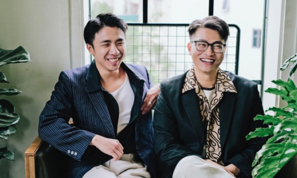 Mẹ Ninh Anh Bùi đã nói gì với bố của 'Âm iu ơi' khi phát hiện 2 con trai thân thiết khác lạ, hiện tại mối quan hệ ra sao?