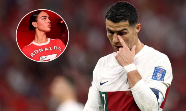 Bạn gái 'lỡ miệng' tiết lộ thời điểm Ronaldo giải nghệ tại show thời trang, fan lo lắng bởi thời gian quá gần