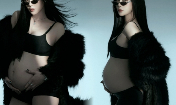 'Mẹ bầu' Phương Oanh táo bạo diện nội y khoe body cán mốc 70kg 