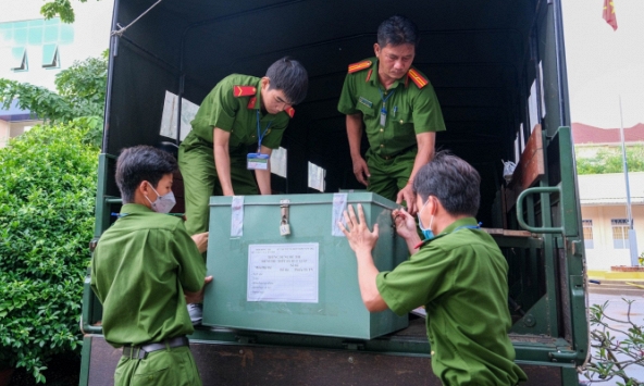 Được coi là bí mật nhà nước cấp 'Tối mật', đề thi tốt nghiệp THPT 2024 được bảo mật thế nào?