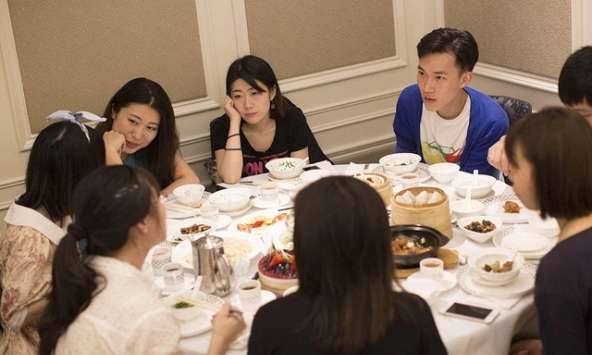 Cuộc họp lớp sau 20 năm khiến tôi hiểu ra 4 sự thật về cuộc sống:  Yếu tố thứ 3 quyết định lớn đến thành bại của đời người