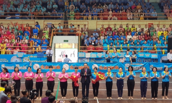 Tưng bừng hội thao nữ cán bộ, công nhân viên, người lao động Công ty Yến sào Khánh Hòa