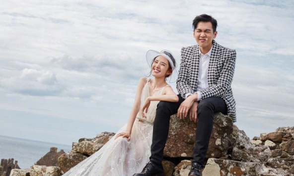 Chuyện tình đẹp như cổ tích của Trương Nhược Quân và Đường Nghệ Hân: Nguyện làm mặt đất chứ không muốn làm bầu trời của cô ấy